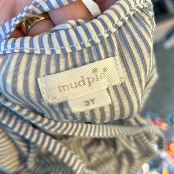 Mud pie ruffle swimsuit 3t - Picture 4 of 6
